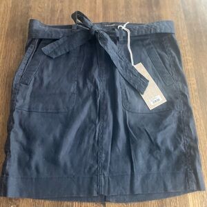 NWT Liverpool Los Angeles Indigo Linen Skirt - Size 6/28